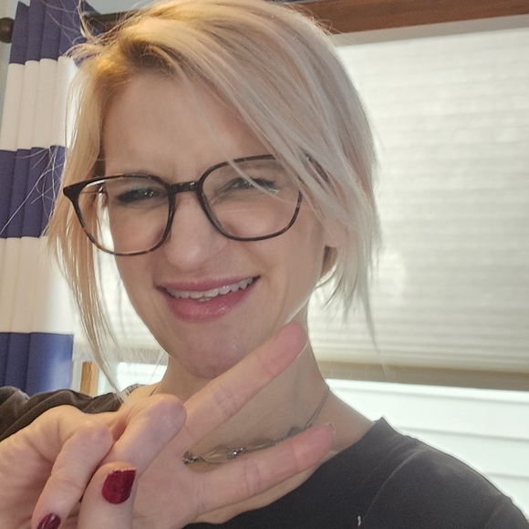 Meet your Posher, Sea - Picture 1 of 6